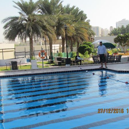 Dubai Youth Hostel Exterior photo