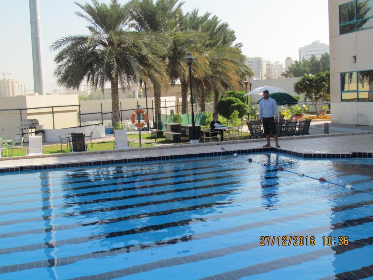 Dubai Youth Hostel Exterior photo