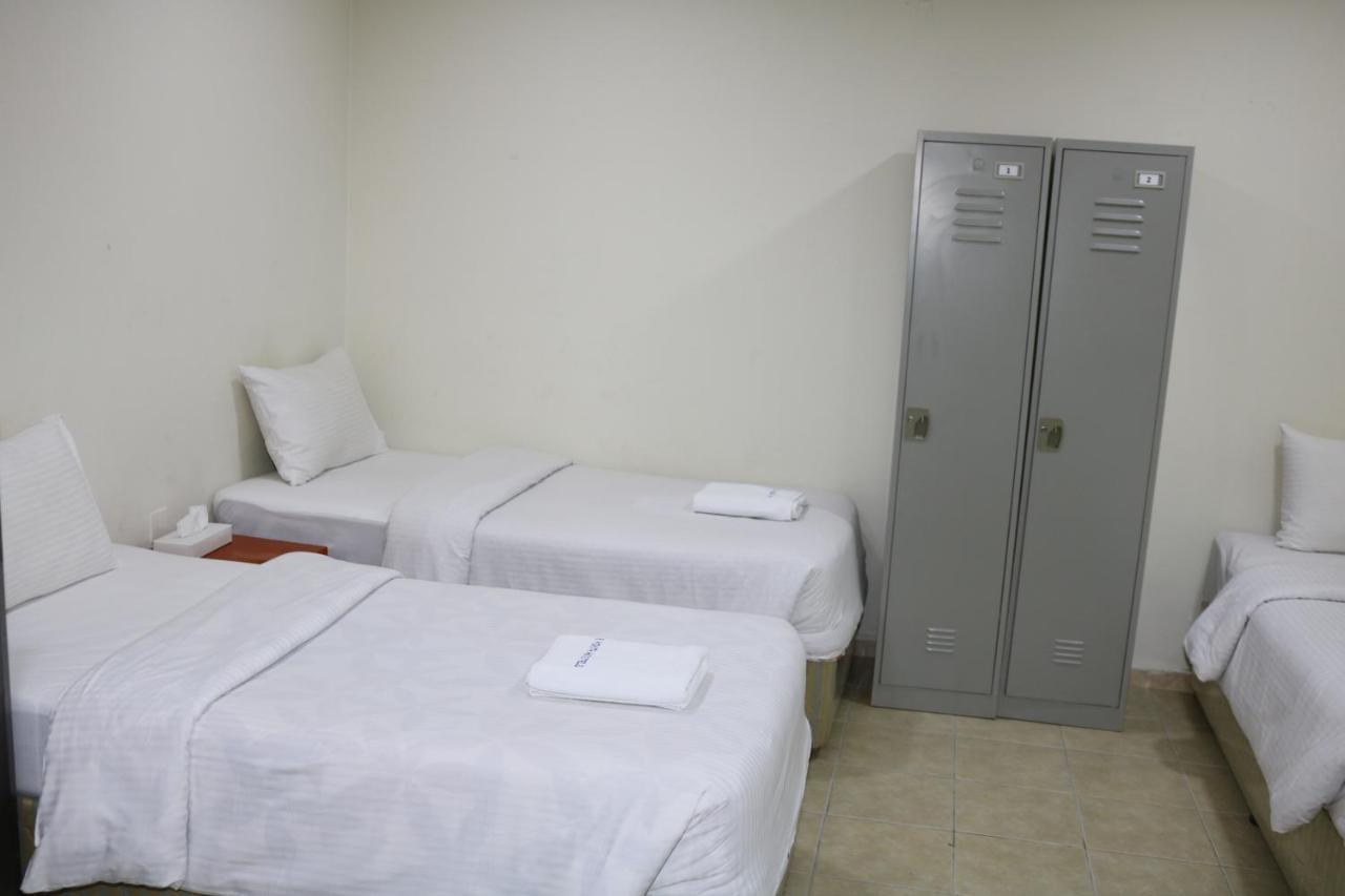 Dubai Youth Hostel Exterior photo